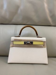 （分類：）位於 。 由 sellstuff67 提交（商品編號 1326423729，圖片 1）。簡介： 。