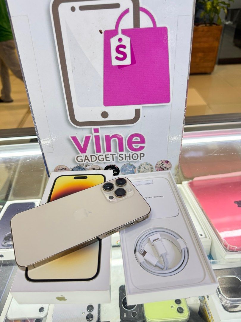 iphone 14 pro max 128gb dual sim good as new (Category: iPhone 14 Series) located in Cainta. Submitted by vine_gadget_shop (Listing ID 1326411877, Image 1). Description: iphone 14 pro max 128gb dual sim good as new complete package china variant pick up store greenhills shopping center we accept trade in we accepy credit card and ggives installment we do cod and door to door we ship nationwide for fast transaction call 09277368323 look for vine v