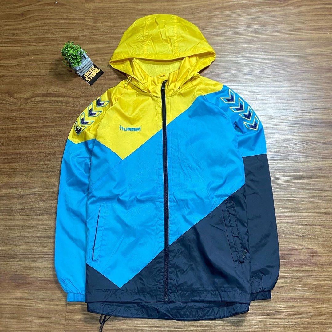 Jaket Hummel Sports Fesyen Pria Pakaian Atasan di Carousell