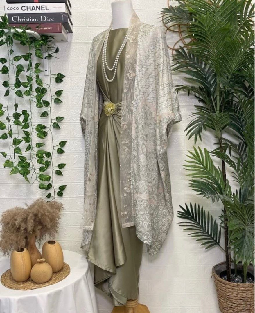 Kebaya kaftan on sale