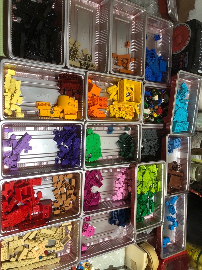Lego Assorted loose 1188 pieces #3042 (Category: Lego & Building Sets) located in Malabon City. Submitted by mldg.surplus (Listing ID 1326420775, Image 2). Description: MLDG Surplus Reminder: •Expect minimal flaws such as stain, lint, scratches etc. •No reservation, we can accept your offer, but it doesn't mean that the item is reserved. •No other picture. All pictures are posted already. •Color may vary due to lighting. Price may vary without pr
