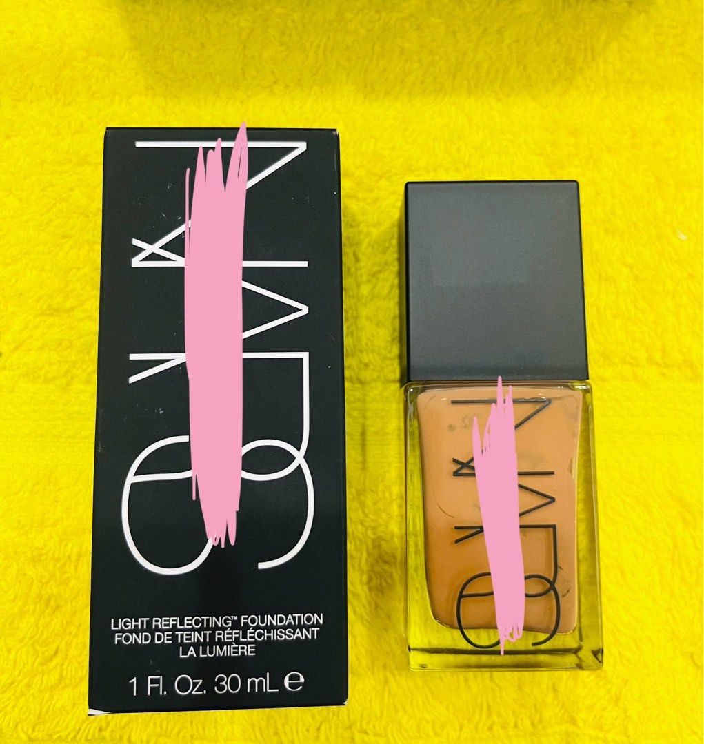 Light Reflecting Foundation (Category: Makeup) located in Manila. Submitted by luxeclassyshop (Listing ID 1326432307, Image 1). Description: Available 30ml Variants: - YUKON, GOBI 5 FIJI SALZBURG SIBERIA OSLO MONT BLAC PUNJAB PATAGONIA ARUBA SANTA FE BARCELONA VALLAURIS VANUATU STROMBOLI VALENCIA 3 CADIZ SYRACUSE TAHOE CARACAS.