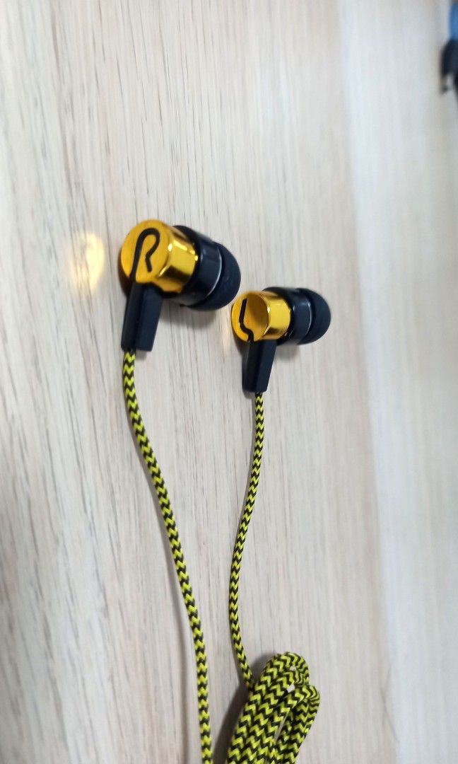 New Modern Style Earphone Earbud