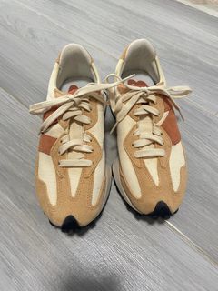 （分類：）位於 。 由 mochidoshi 提交（商品編號 1326391862，圖片 1）。簡介： 。