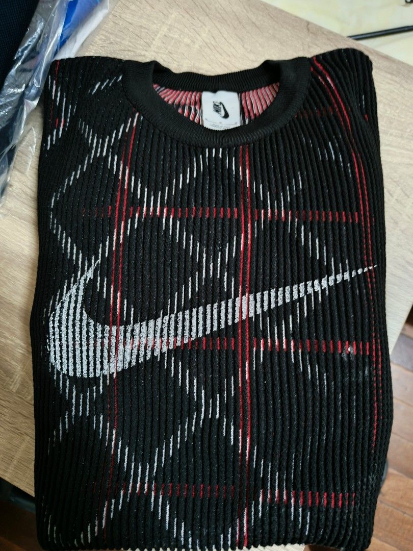 Nike classic x sport top