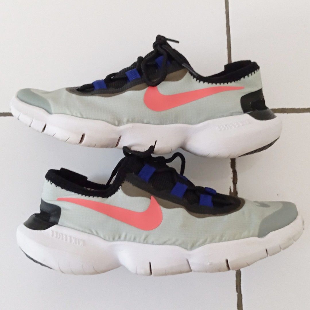 5 uk NIKE Free Run 5.0. like New