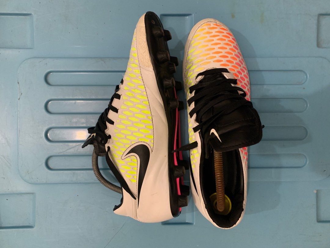 Nike Magista Onda HG 3rd grade Men s Fashion Footwear Boots on Carousell