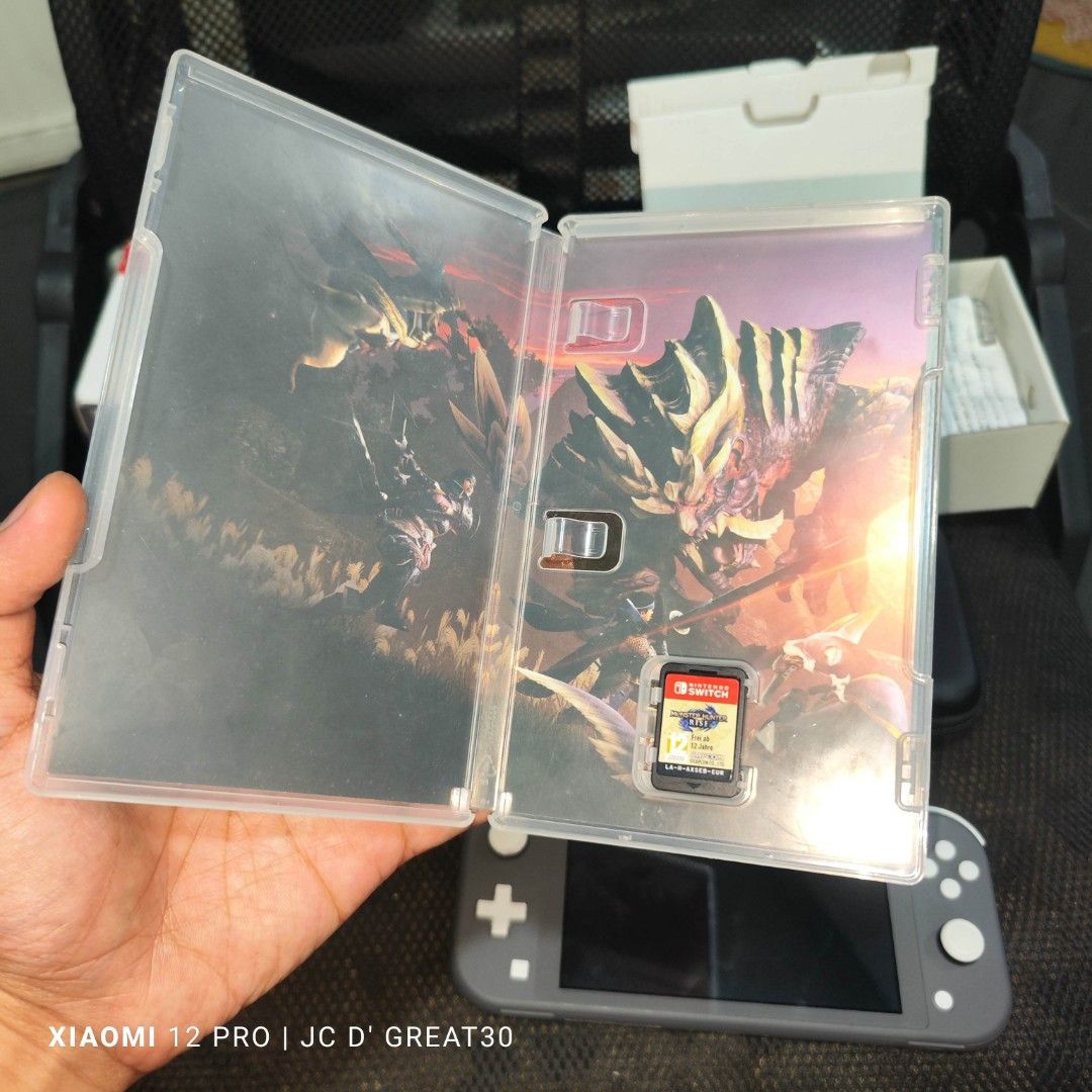 Nintendo Switch lite Gray With Monster Hunter Rise Game Complete, Video