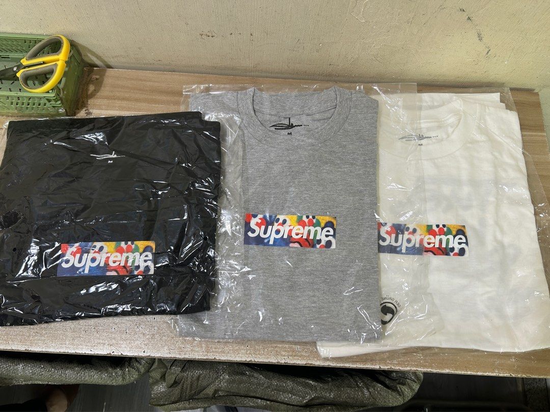 Supreme やすっぽい x Olaolu Slawn Box Logo TeeBlack