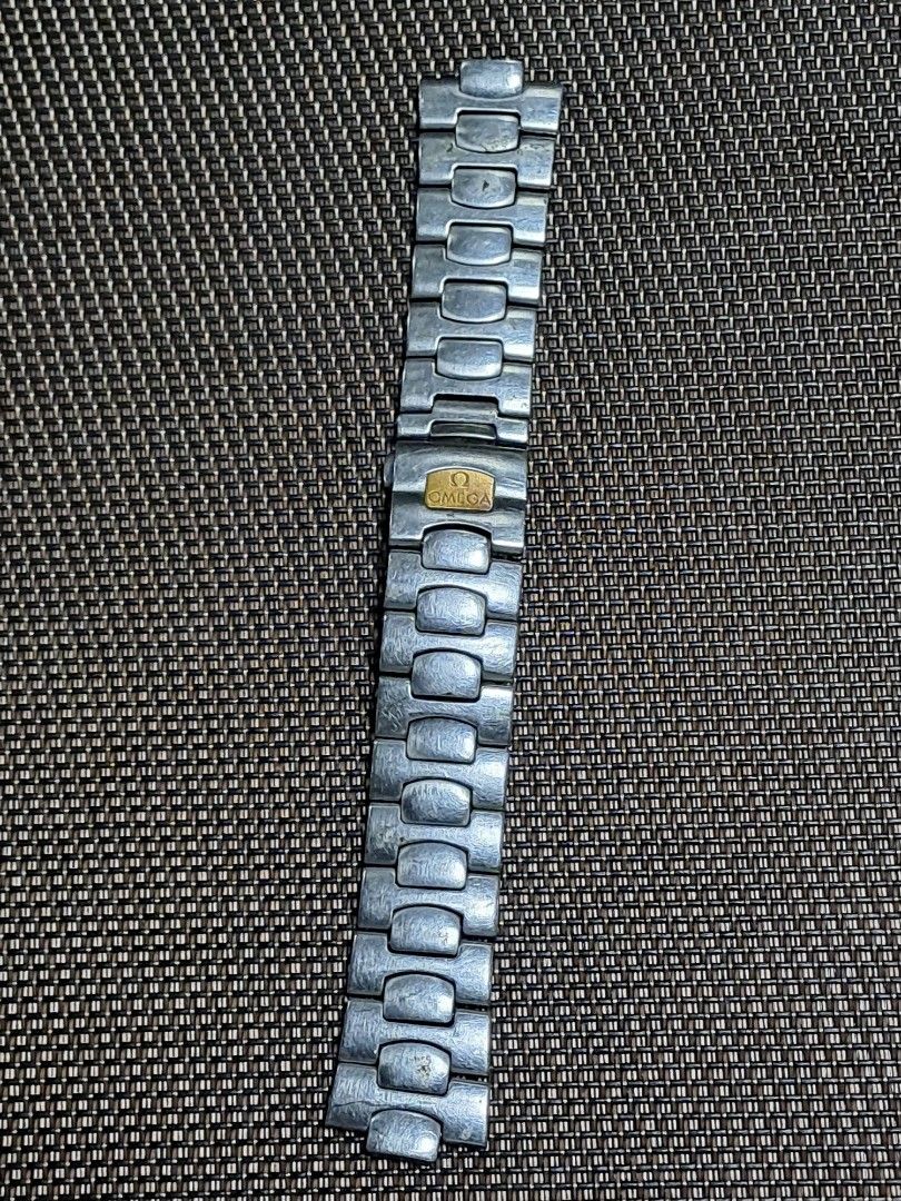 Omega parts (Category: Luxury Watches) located in Quezon City. Submitted by mastervintage (Listing ID 1326420901, Image 2). Description: omega polaris bracelet parts.