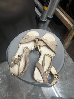 （分類：）位於 。 由 prettyshoe 提交（商品編號 1326367455，圖片 1）。簡介： 。