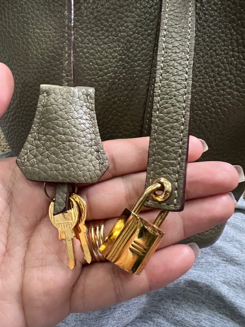 Picotin 18 in Etain (Category: Luxury Bags & Wallets) located in Quezon City. Submitted by lesgosago (Listing ID 1326446820, Image 2). Description: NGA but coded Soft genuine leather Bought from another online seller Bag, lock and key only, as is. MOP: gcash/BPI MOD: sdd/lbc.