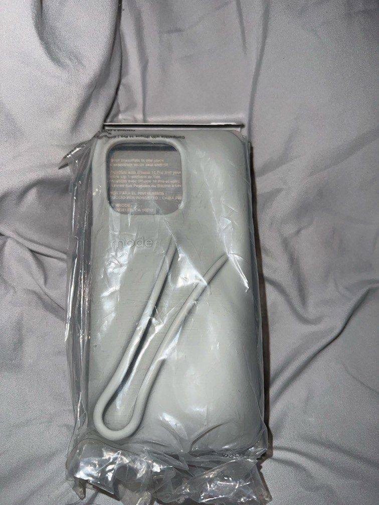 Authentic Grey Rhode Lip case for iPhone 14 Pro (Category: Cases & Sleeves) located in Cebu City. Submitted by mariatan16 (Listing ID 1326404372, Image 1). Description: I bought this for ₱3.2k from a reseller in the orange app RFS: i only used this only a few times and i upgraded my phone and need of funds shipping outside cebu : j&t in cebu : maxim terms & condition : - first pay, first serve - payment is REQUIRED before shipping the item - no r