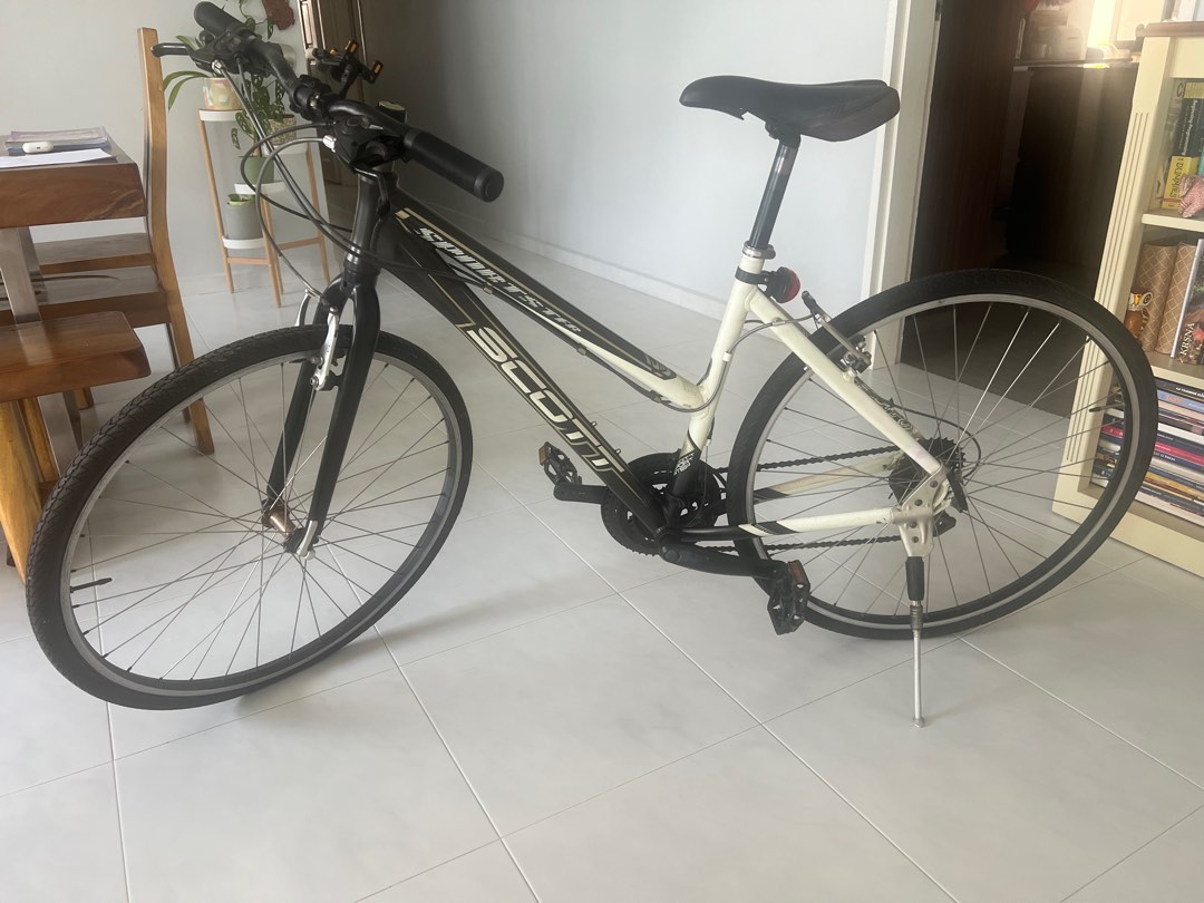 Scott sportster hybrid cycle Sports Equipment Bicycles Parts Bicycles on Carousell