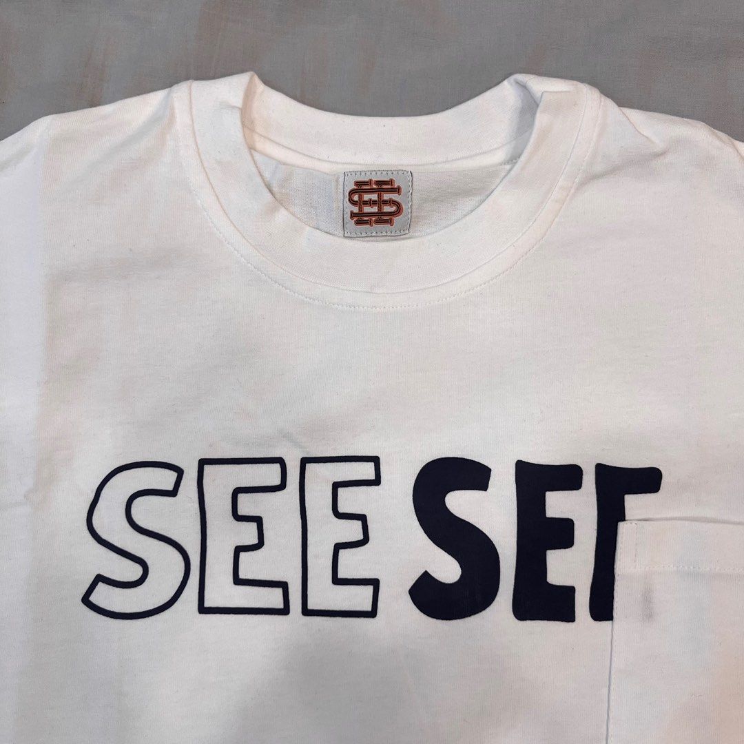 SEE SEE BIG POCKET FONT LOGO TEE 22SS, 他的時尚, 上衣與西裝