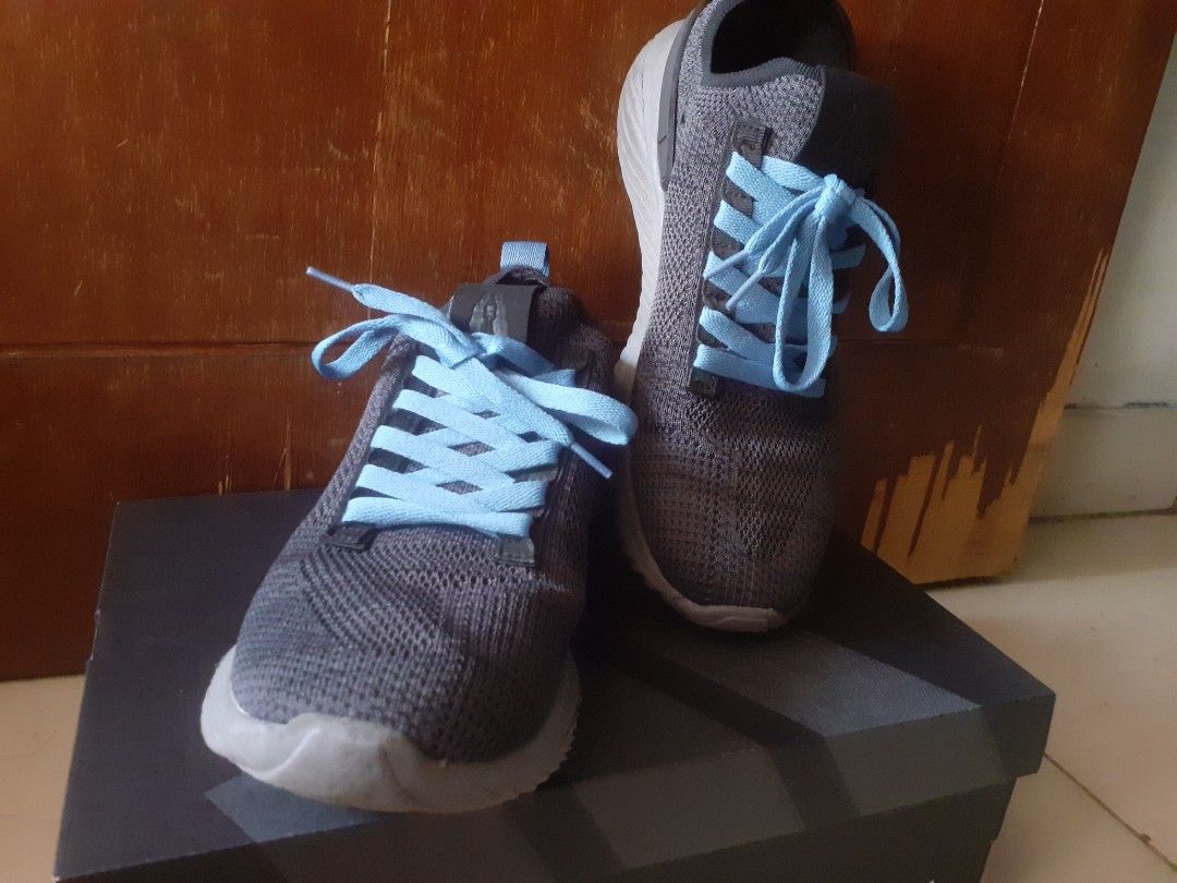Sepatu Sneakers Hush Puppies Black Rayden Davenport Fesyen Pria Sepatu Sneakers di Carousell