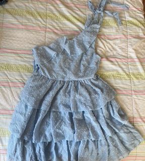 (Category: ) located in . Submitted by liaaaa.ncl (Listing ID 1326333557, Image 1). Description: .