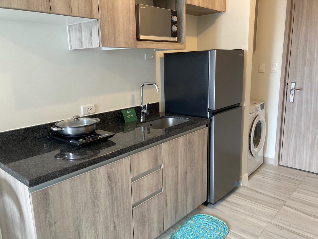 (Category: ) located in . Submitted by natom (Listing ID 1326323478, Image 1). Description: .