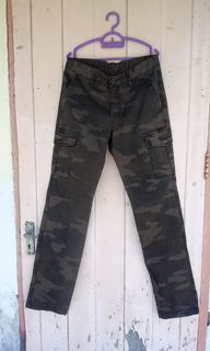 (Category: ) located in . Submitted by joy_collector (Listing ID 1326357382, Image 1). Description: .