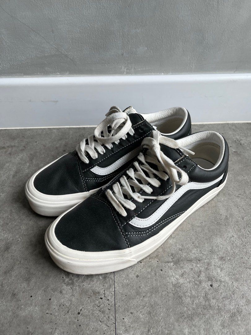 Vans classic leather top