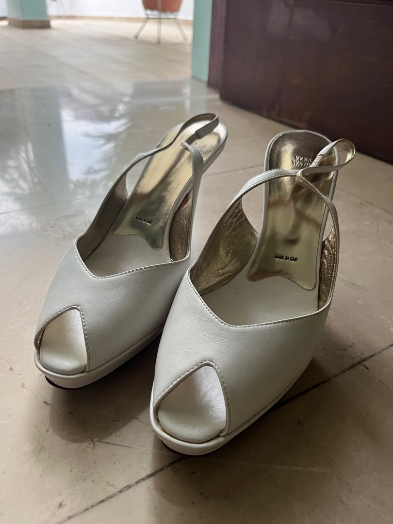 Vera wang white shoes outlet