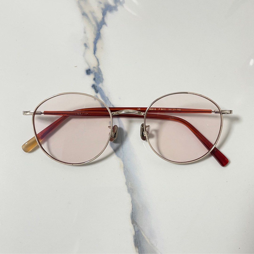 Vintage Blanc Round Graded Eyeglasses (Category: Sunglasses & Eyewear) located in Cavite. Submitted by trunkyardph (Listing ID 1326484081, Image 1). Description: Japan eyewear. Guaranteed sturdy and superb quality. With obvious signs of usage and peeling coats but will still serve you a long time. Lenses are graded but replaceable. Please zoom in photos for sizing. .