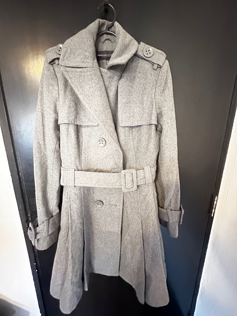Warehouse wool winter coat jacket Women s Fashion Coats Jackets and Outerwear on Carousell