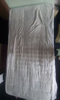 （分類：）位於 。 由 pmlaa 提交（商品編號 1323368047，圖片 1）。簡介： 。