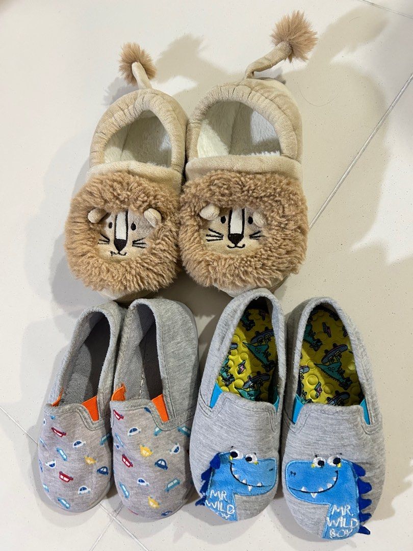 Slippers for 9 year old boy cheap