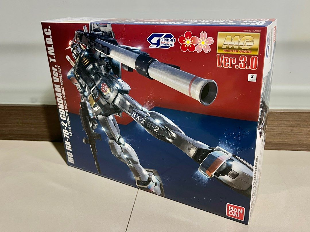 台湾限定　ガンダム 大河原邦男モデル RX-78-2 MG 毛深く 1/100