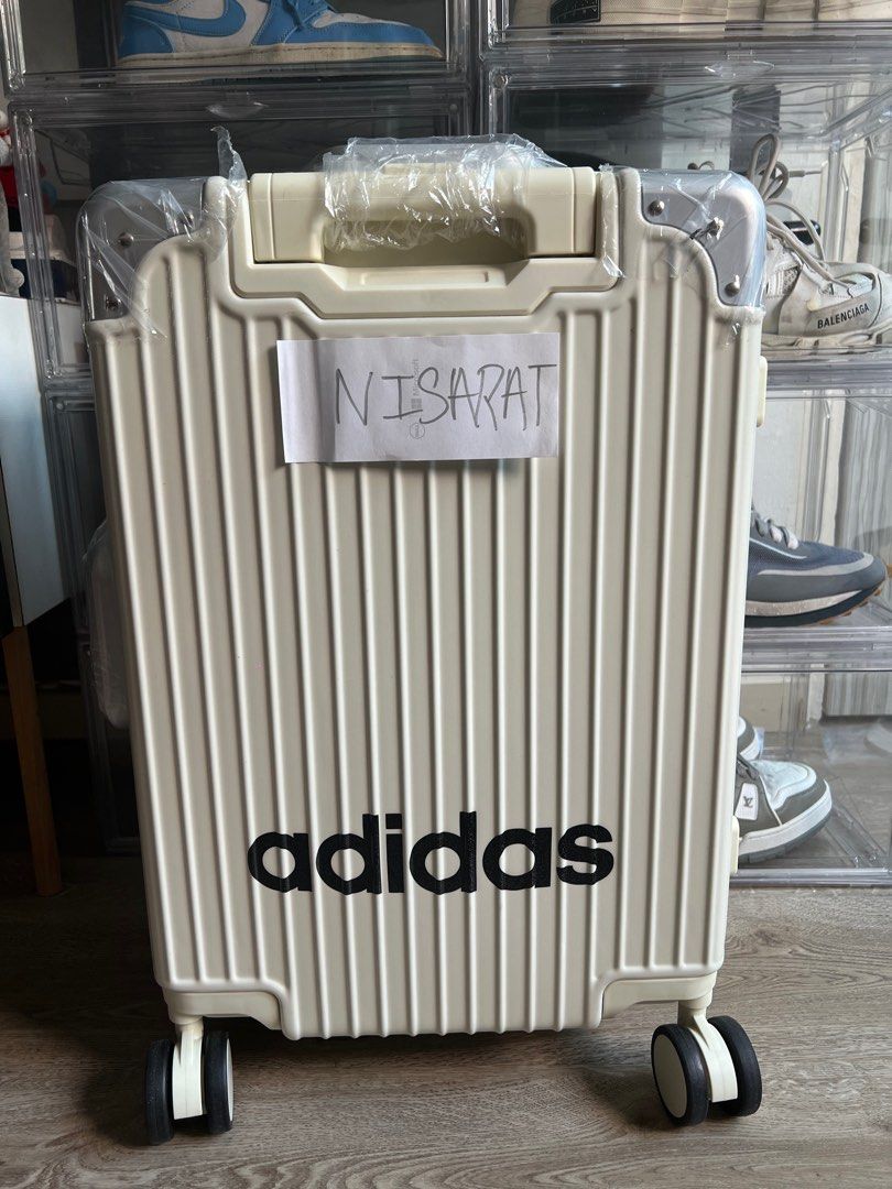 Adidas china cheap airlines clearance