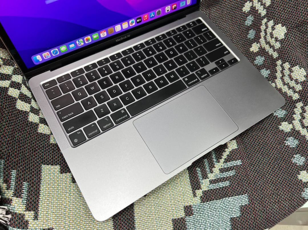 Apple MacBook Air M1 2020 Laptop 8GB 256 SSD OsSonomo Ms office