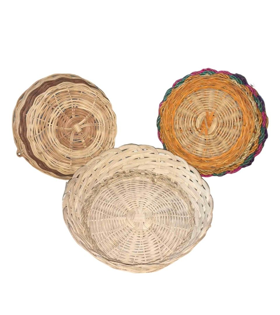 Assorted baskets 🧺 fruits, vegetables, grocery gift (Category: Gift Baskets & Hampers) located in Pasig City. Submitted by eclectic_stuff (Listing ID 1323363373, Image 2). Description: Assorted baskets 🧺 fruits, vegetables, grocery gift A - with handle Diameter- 26-cm ■ 140. 🎈Or FREE On-purchase 400+ in listings B - multi-colored rope/straws with handle, heavy duty Diameter- 27-cm ❌️ SOLD C - plain, handle-less Diameter- 31-cm ❌️ SOLD.