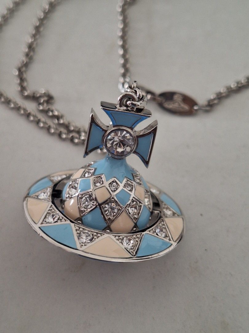 Vivienne westwood necklace authentic sale