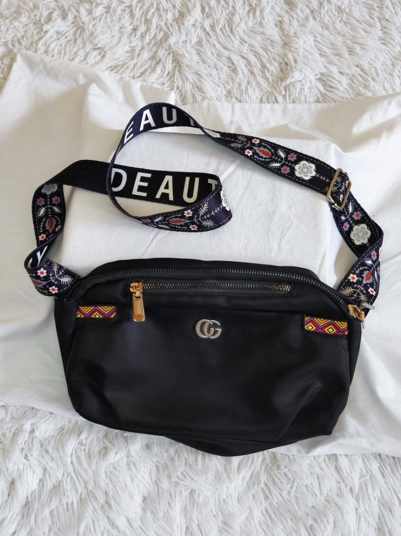 BLACK BAG GUCCI Women s Fashion Bags Wallets Cross body Bags on Carousell