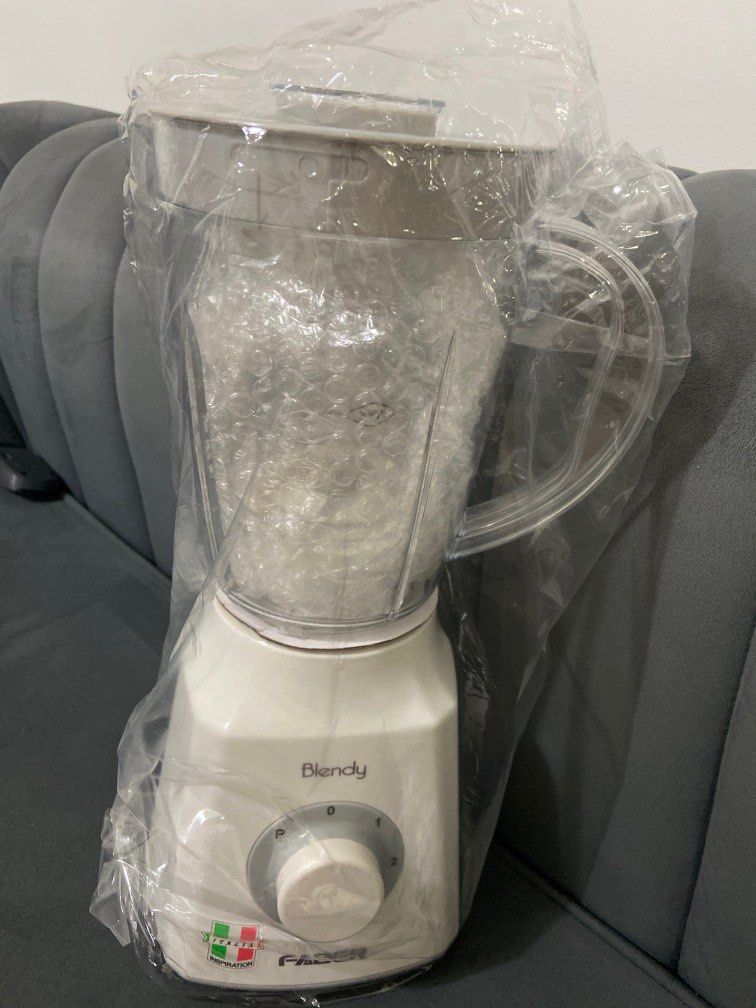 Blander (Category: Other Kitchenware & Tableware) located in Kuala Lumpur. Submitted by deela69 (Listing ID 1323403949, Image 3). Description: .