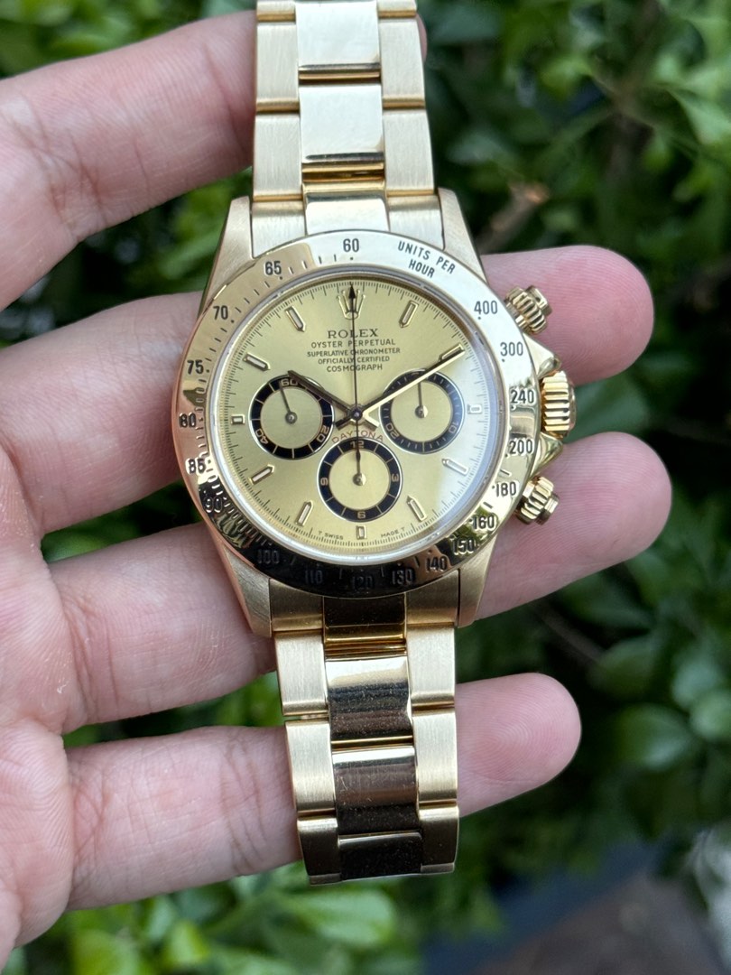 CHEAPEST ROLEX 16528 full gold daytona Luxury Watches on Carousell