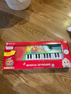 (Category: ) located in . Submitted by secondhandmama (Listing ID 1323412598, Image 1). Description: .