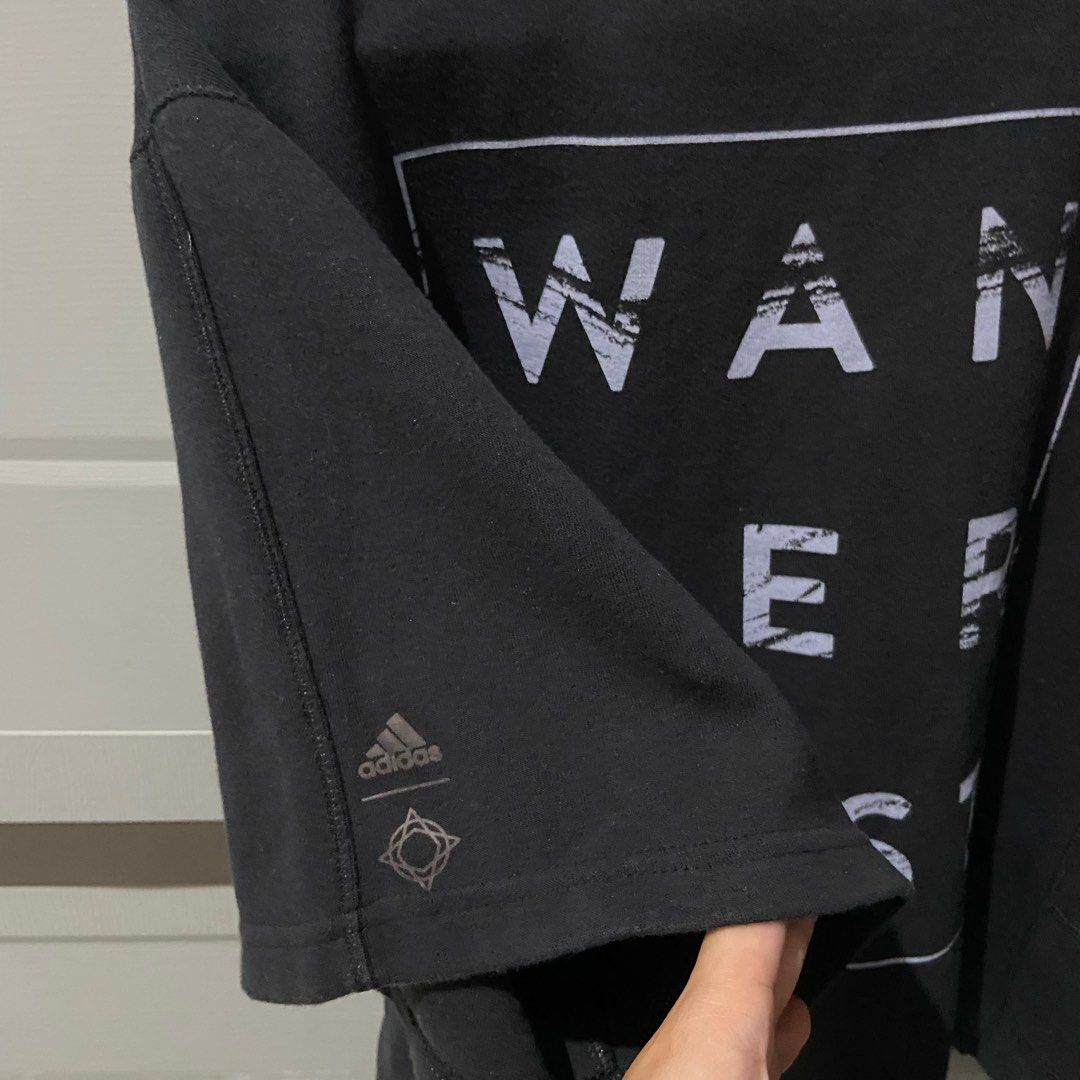 Cropped adidas Wanderlust Shirt (Category: Shirts) located in Makati City. Submitted by magicrattt (Listing ID 1323333446, Image 2). Description: Used once This is oversize cropped 10/10 condition Size Medium MOP: BPI .
