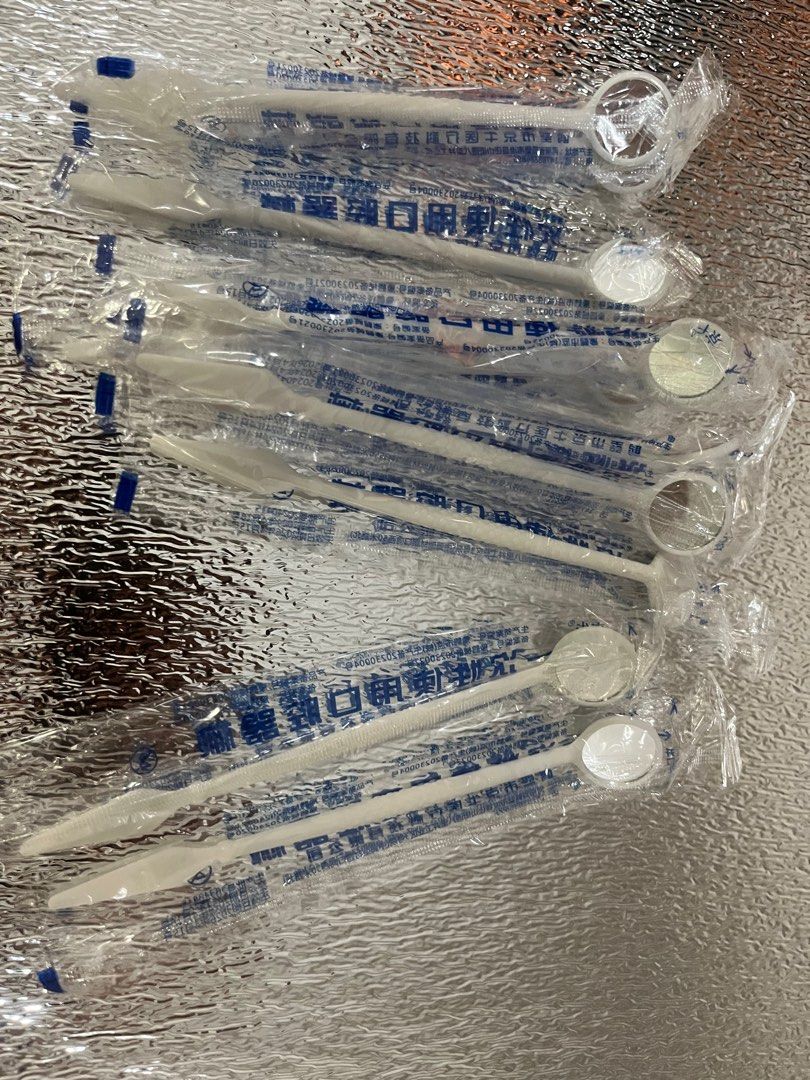 Dentist Dental Mirror @$7 for 20pcs (individual pack) 一次性口腔镜子 (Category: Oral Care) located in Singapore. Submitted by fathercollection3 (Listing ID 1323430565, Image 2). Description: Dentist Dental Mirror @$7 for 20 pcs (individual pack) *** item per photos***.