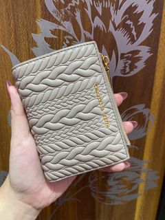 (Kategori: ) berada di . Dikirim oleh devichangg (ID iklan 1323273475, Gambar 1). Deskripsi: .