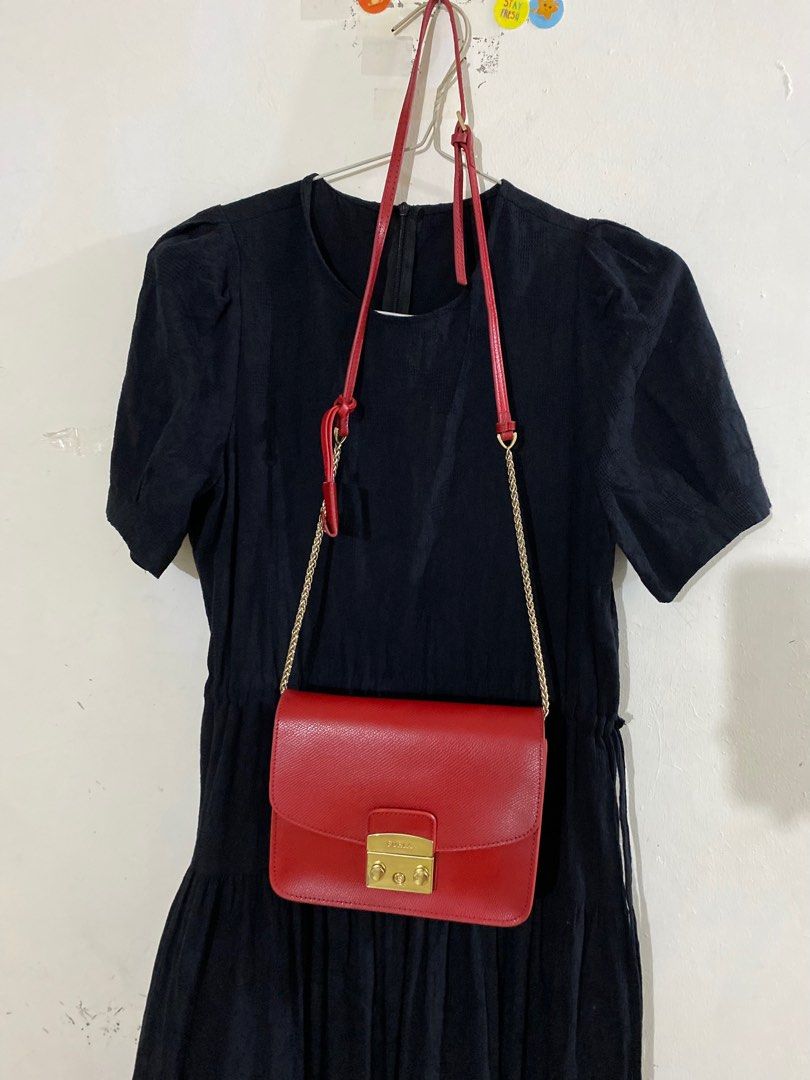 TURUN HARGA furla metropolis red