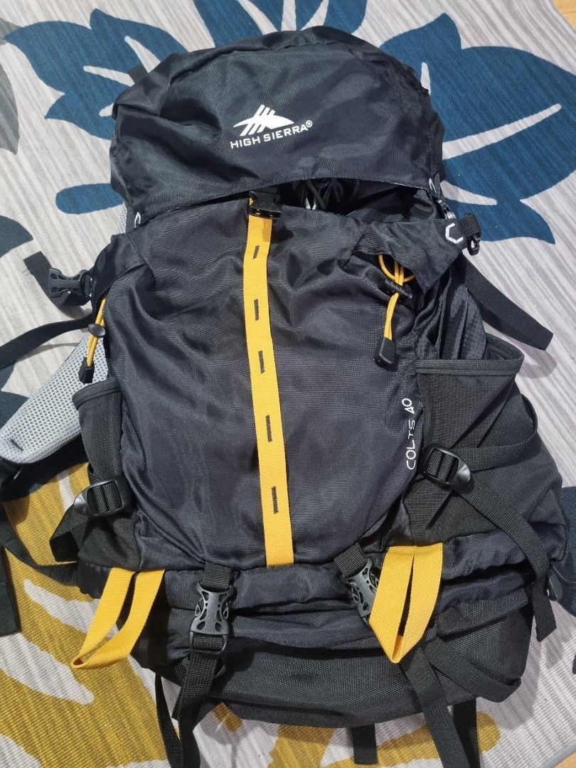 High Sierra Colts 40 Men s Fashion Bags Backpacks on Carousell