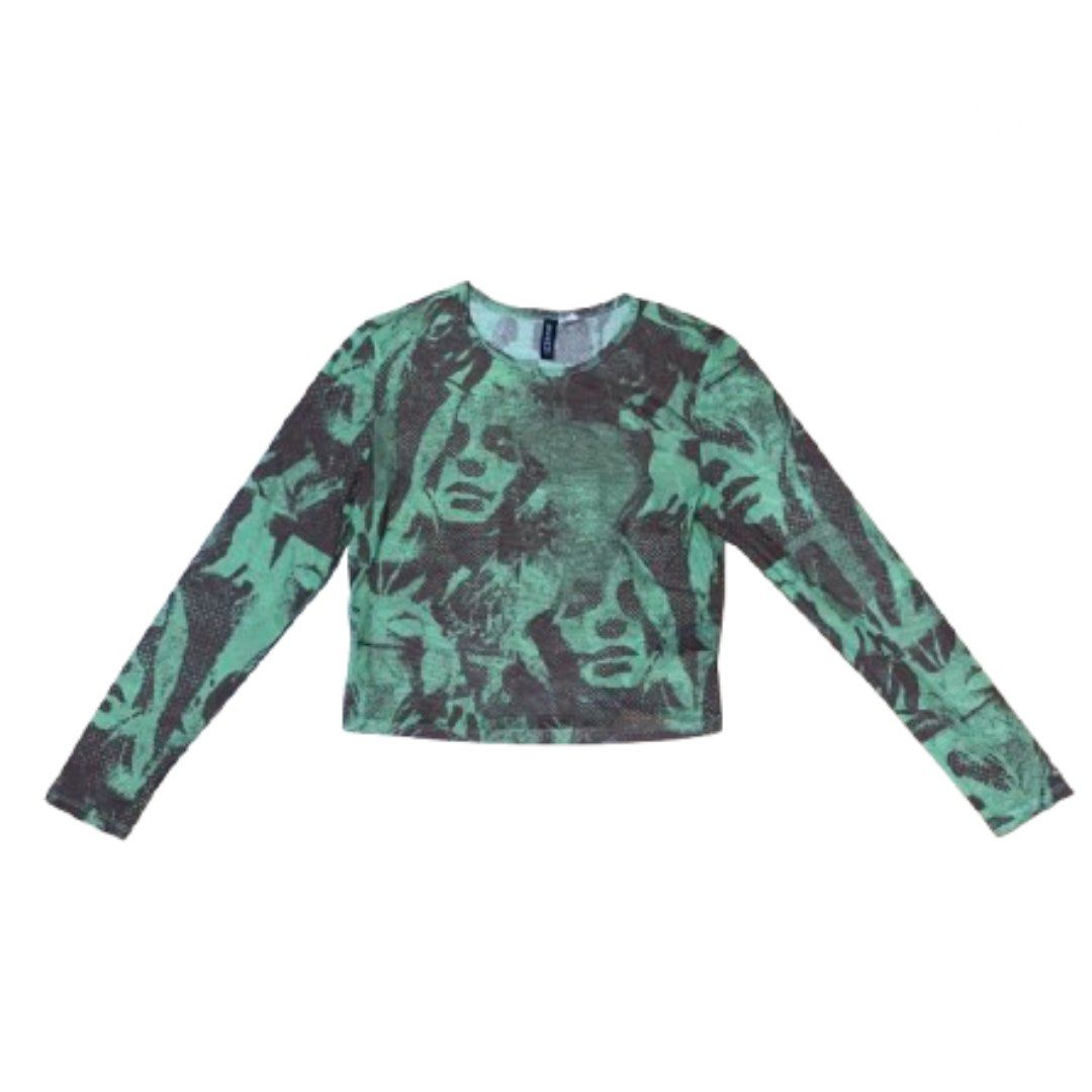 H&M green graphic mesh long sleeves (Category: Longsleeves) located in Mandaluyong City. Submitted by declutts (Listing ID 1323437278, Image 1). Description: size L in tag fitted only stretchy w 17 l 18.
