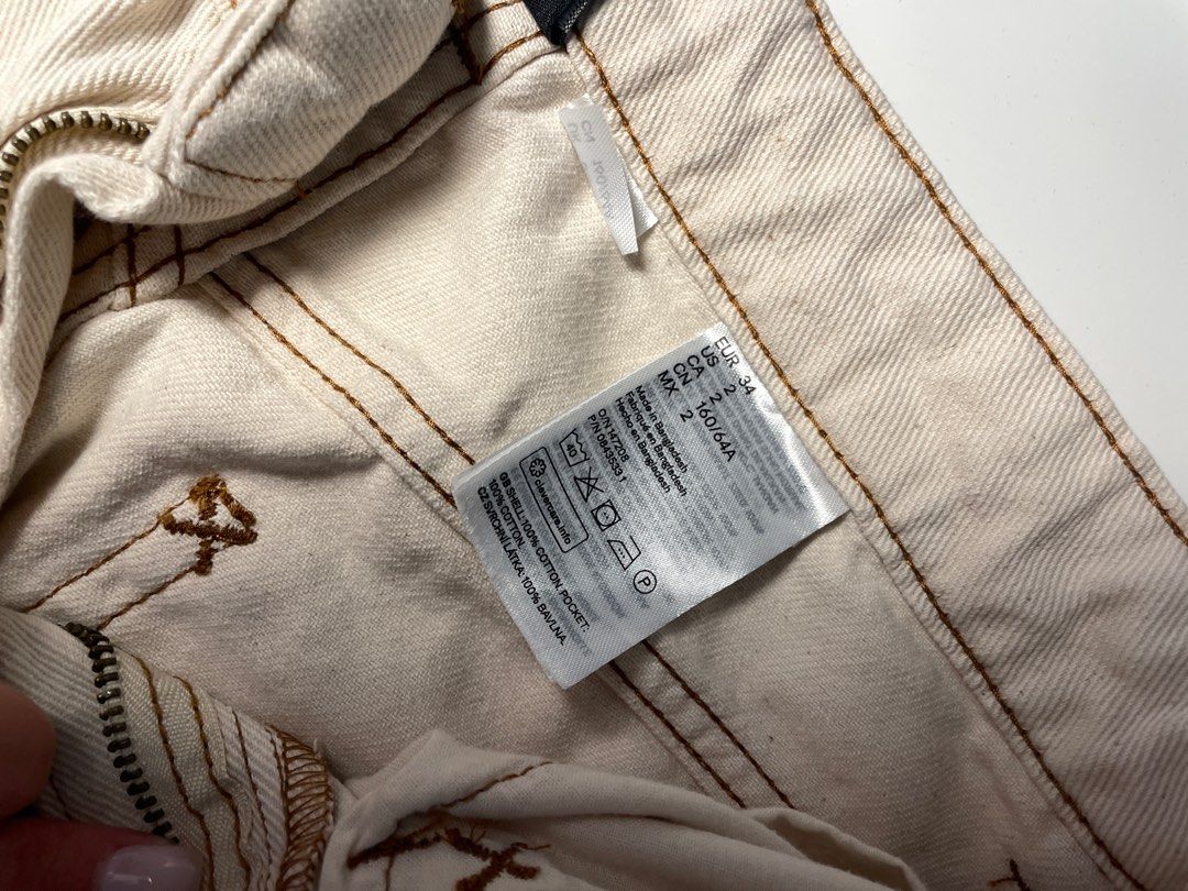 H&M pants size 2 (Category: Clothes) located in Toronto. Submitted by myapparel (Listing ID 1323438718, Image 2). Description: .