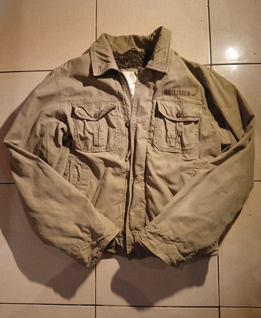 Hollister Jacket Mens XL Brown Sherpa Lined Military Full Zip Army Men s Fashion Coats Jackets and Outerwear on Carousell