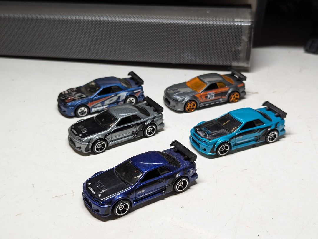 Hotwheels Nissan Skyline R32 Hot Wheels Dropstars Mystery, Hobbies
