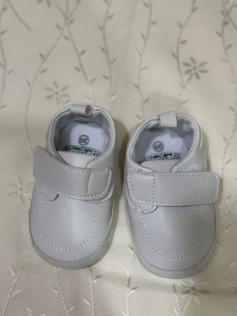 Infant Shoes (Category: Babies & Kids Fashion) located in Manila. Submitted by declutter_rebuff (Listing ID 1323286646, Image 3). Description: .