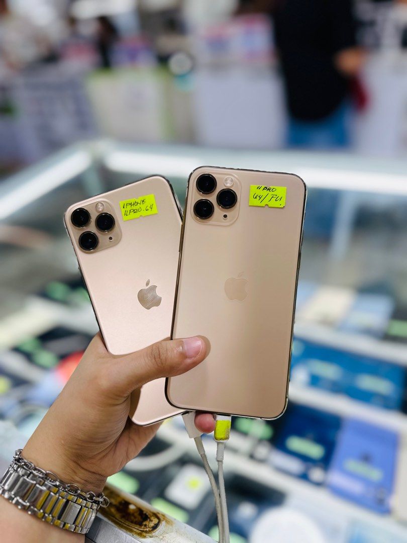 Iphone 11 Pro 64GB OPENLINE NO ISSUE 95BH (Category: iPhone 11 Series) located in Pasig City. Submitted by najihahtelecomshop2018 (Listing ID 1323436220, Image 3). Description: OPEN FOR SWAP/SELLING: (INSTALLMENT THRU CREDITCARD/GGIVES/SPAYLATER) 🔸WE BUY AND SELL ANY KINDS OF GADGETS ( Pass sa Old Model ) 🔸 ‼️TAKENOTE: PASS SA MGA SCAMMERS | THIRD PARTY )‼️ Quick Specs: ⤵️ (ONHAND) iPhone 11 Pro 64 ( other GB are also available) 95% Battery Hea