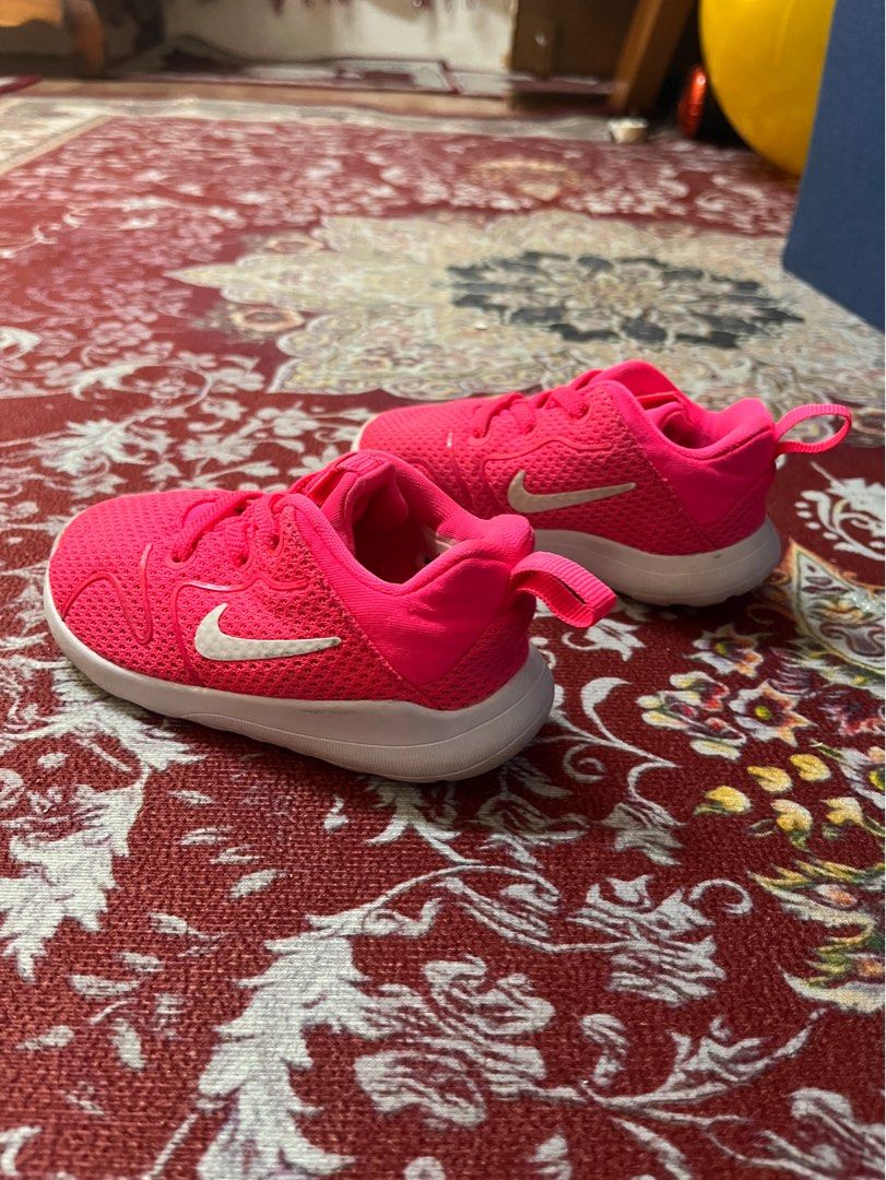 Kasut nike pink online